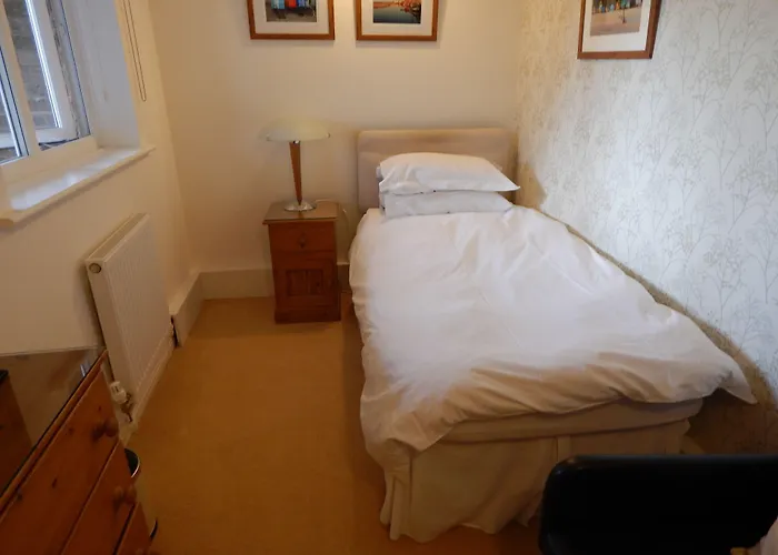 Fairlight Lodge